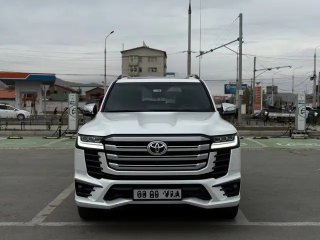 Toyota Land Cruiser 300