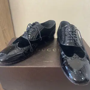 Gucci, Улаанбаатар — Сүхбаатар — 9-р хороо
