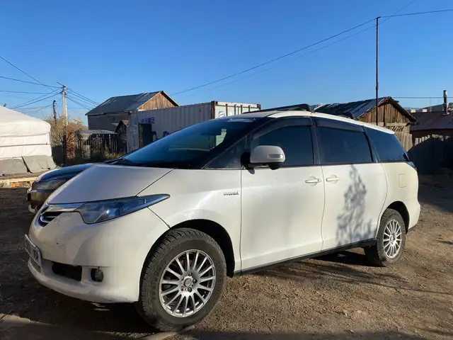 Toyota Estima