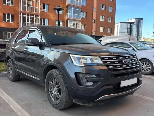 Ford Explorer