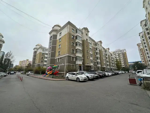 Дүнжингарав хотхонд 4 өрөө байр 86мкв, Улаанбаатар — Баянзүрх — 26-р хороо