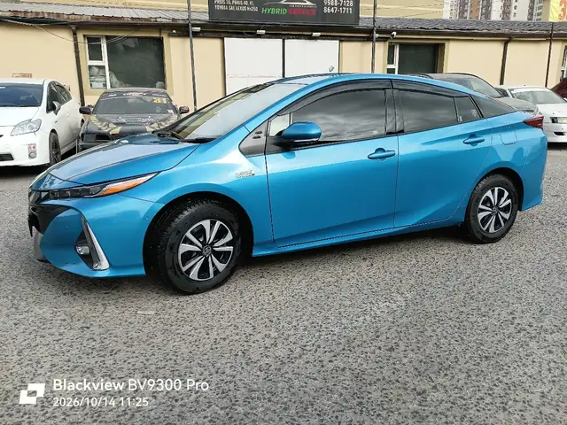 Toyota Prius PRIME 52