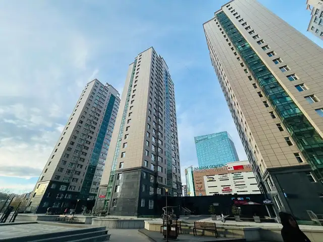 Цэнгэлдэх хотхонд 3 өрөө байр 70m2, Улаанбаатар — Хан-Уул — 120 мянгат