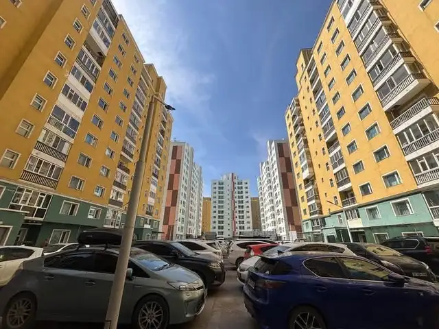Хангай хотхонд техникийн давхарт 1 өрөө 29мкв, Улаанбаатар — Сүхбаатар — 11-р хороолол