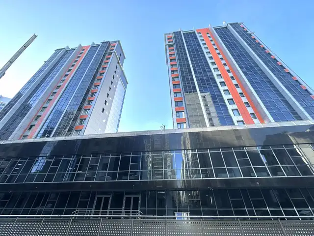 Худ, сингапур сургуулийн урд solaris plus residence-д 100,7мкв 4 өрөө, Улаанбаатар — Хан-Уул — 15-р хороо