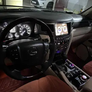 Lexus LX 570