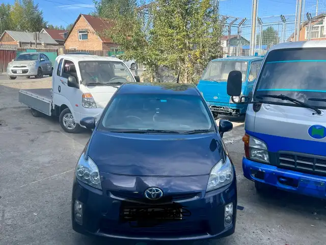 Toyota Prius 30