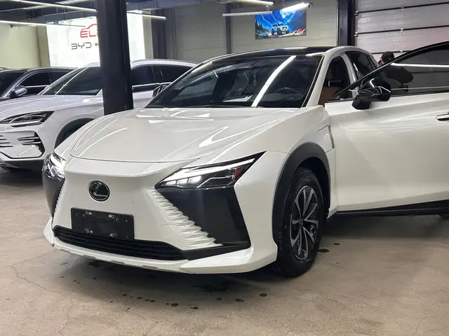 Lexus Бусад