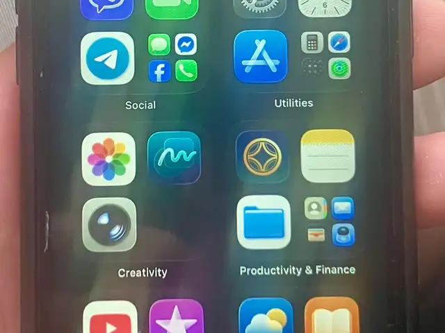 Apple iPhone 11 Pro, 64 gb, Green, Улаанбаатар — Баянзүрх — Офицер
