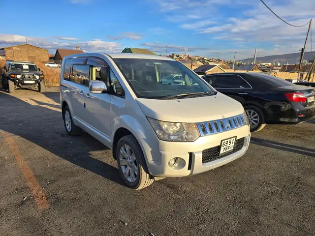 Mitsubishi Delica