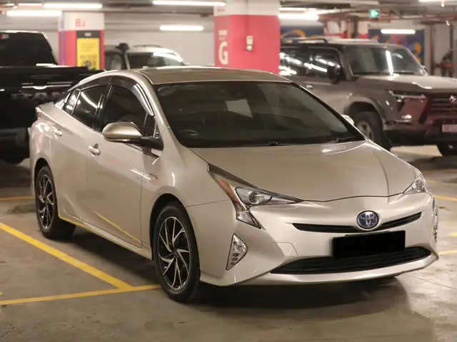 Toyota Prius 50