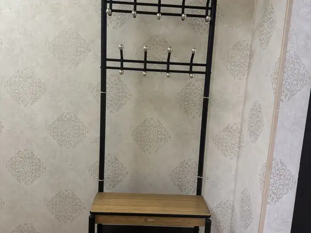Үүдний хувцасны тавиур, Улаанбаатар — Баянгол — 19-р хороо
