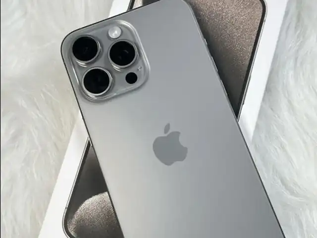 Apple iPhone 15 Pro Max, 256 gb, Natural Titanium, Улаанбаатар — Хан-Уул — Нисэх