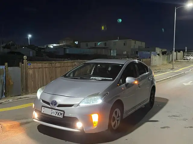 Toyota Prius 30