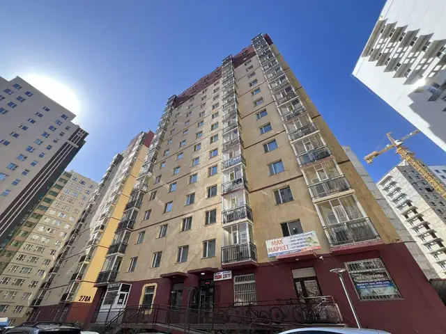 Дөлгөөн нуур түшиг баганад 3 өрөө байр 73мкв, Улаанбаатар — Сүхбаатар — 9-р хороо
