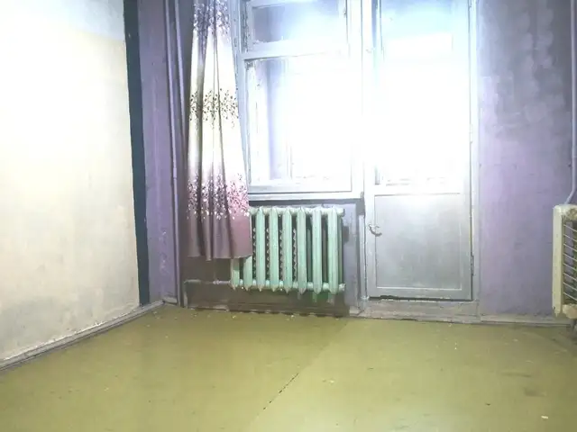 Бгд, 4-р хороололд хажуу өрөө 11мкв, Улаанбаатар — Баянгол — 32-р хороо