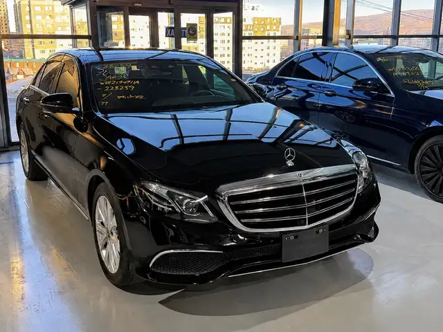 Mercedes-Benz E-Class