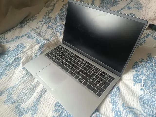 Dell 15'', Intel Core i3, 256 GB RAM, 128 GB, Улаанбаатар — Баянзүрх — 16-р хороо