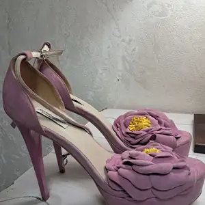 DolGe Gabbana orig undur usgiit, Улаанбаатар — Баянгол — 6-р бичил