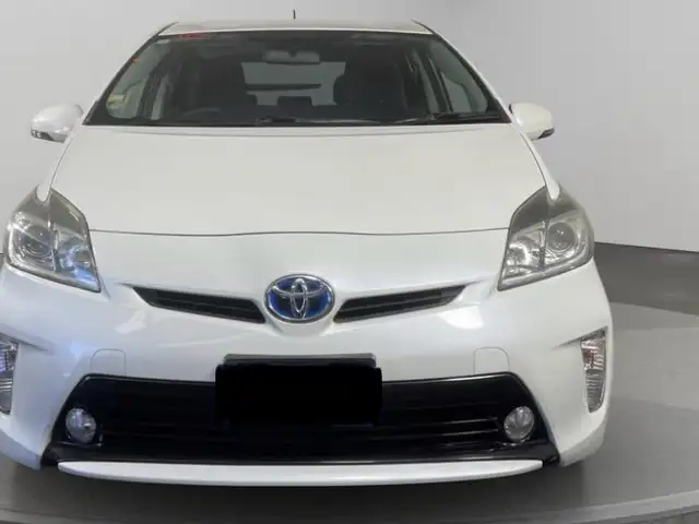 Toyota Prius 30