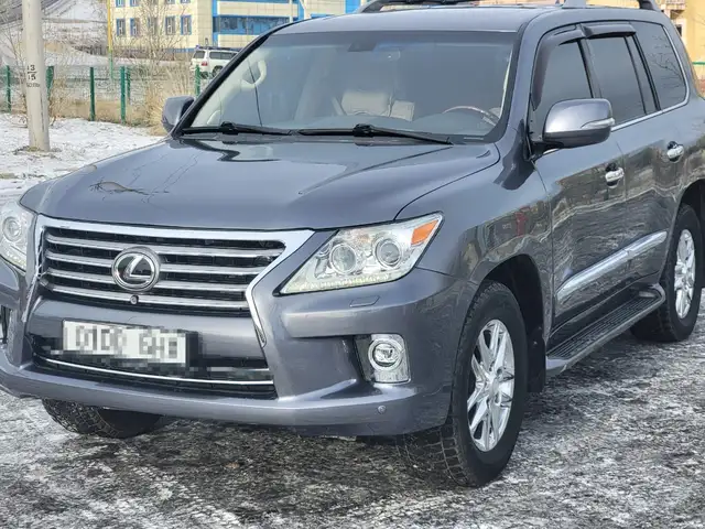 Lexus LX 570