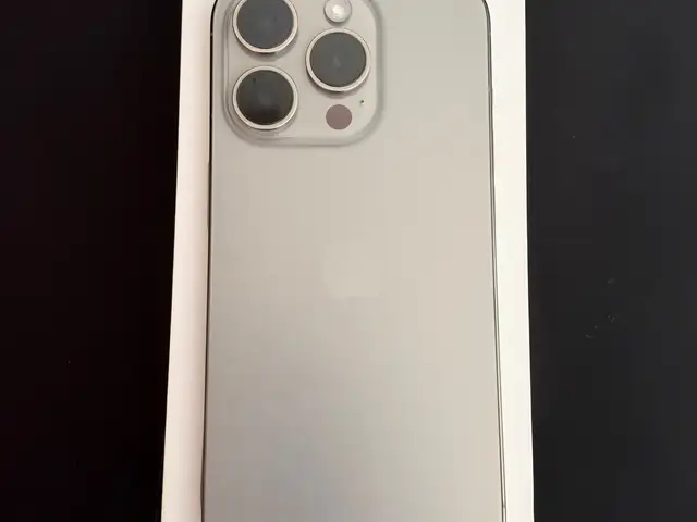 Apple iPhone 15 Pro, 256 gb, Natural Titanium, Улаанбаатар — Хан-Уул — Хансвилл хотхон