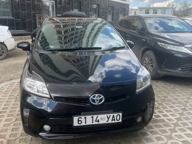 Toyota Prius 30
