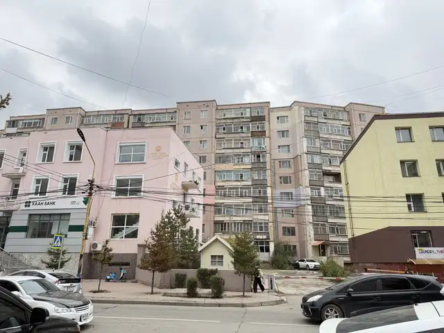 11-р хороололд гадагш хаалгатай 4 өрөө 90м2 байр, Улаанбаатар — Сүхбаатар — 7-р хороо