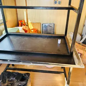 Төмөр хөлтэй ширээ, Улаанбаатар — Сонгинохайрхан — Авто худалдааны цогцолбор