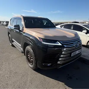 Lexus LX 600