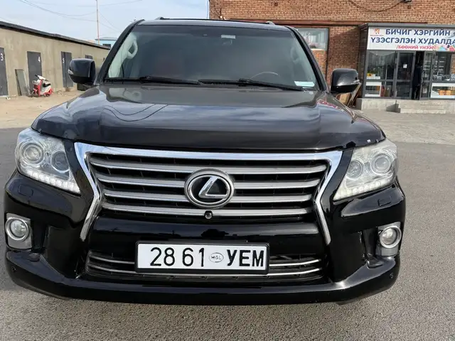 Lexus LX 570