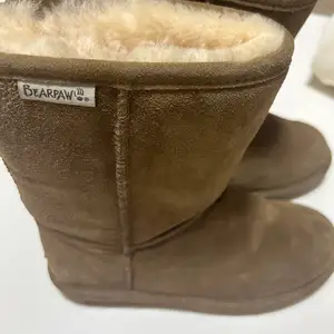 Ugg gutal, Улаанбаатар — Баянгол — 3, 4 хороолол