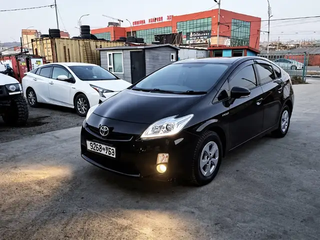 Toyota Prius 30