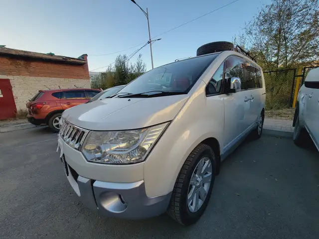 Mitsubishi Delica