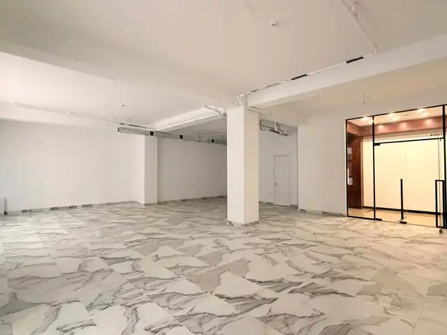 King tower хотхонд үйлчилгээний талбай 120мкв, Улаанбаатар — Хан-Уул — King Tower