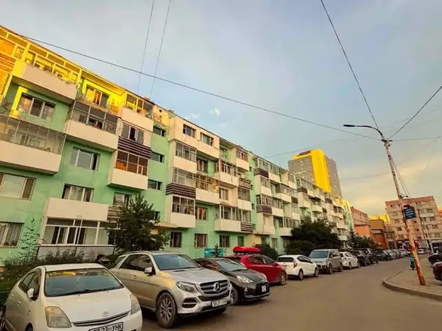 Тэнгис кино театрын хойно хагас тавилгатай 3 өрөө байр 75мкв, Улаанбаатар — Чингэлтэй — 5-р хороо