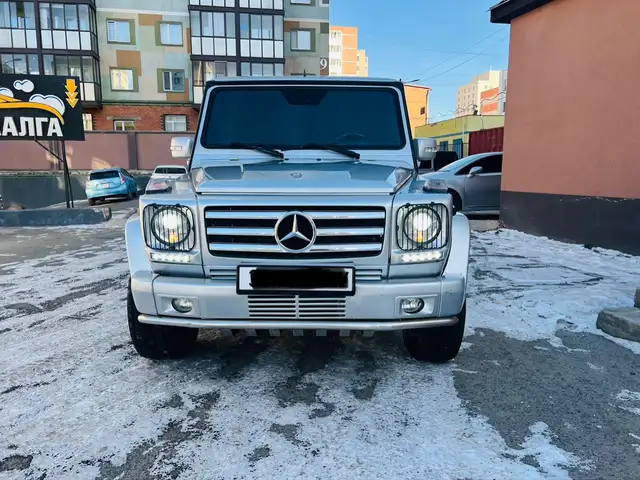 Mercedes-Benz G-Class