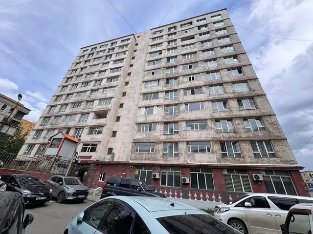 Модны 2-т хуучин од кино театрын хажууд 3 өрөө орон сууц 93,3мкв, Улаанбаатар — Баянгол — Модны 2