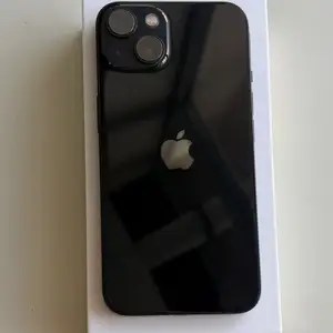 Apple iPhone 13, 128 gb, Midnight, Улаанбаатар — Сүхбаатар — 6-р хороо