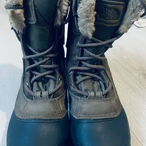 The north face original gutal, Улаанбаатар — Баянзүрх — 13-р хороолол