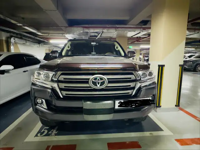 Toyota Land Cruiser 200