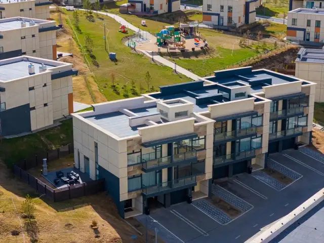 Chuluut sky villa-д 217мкв таун хаус, Улаанбаатар — Баянзүрх — 11-р хороо