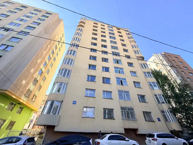 Бзд, 4-р хороо, жуковын хөшөөний баруун талд 57.5мкв гал тогоо тусдаа 2 өрөө, Улаанбаатар — Баянзүрх — Зүүн 4 зам