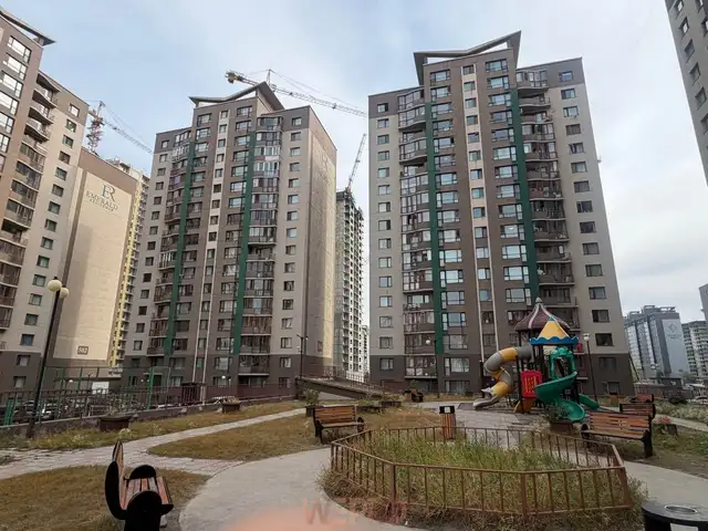 Бзд 36 хороо emerald residence хотхонд 89.07мкв 3 өрөө орон сууц, Улаанбаатар — Баянзүрх — 36-р хороо