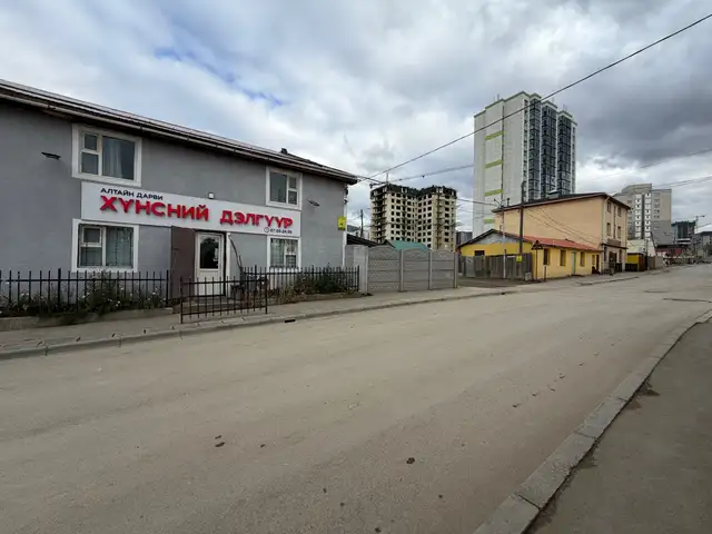 Яармагт 8 нэрийн хүнсний дэлгүүр амьдрах байшингийн хамт, Улаанбаатар — Хан-Уул — Яармаг