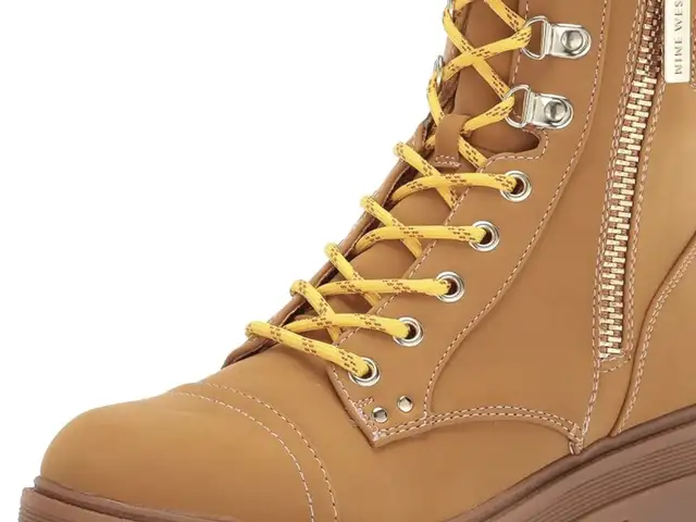 Nine west сайз 39, Улаанбаатар — Баянгол — Төмөр зам