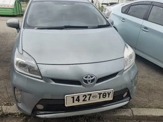 Toyota Prius 30