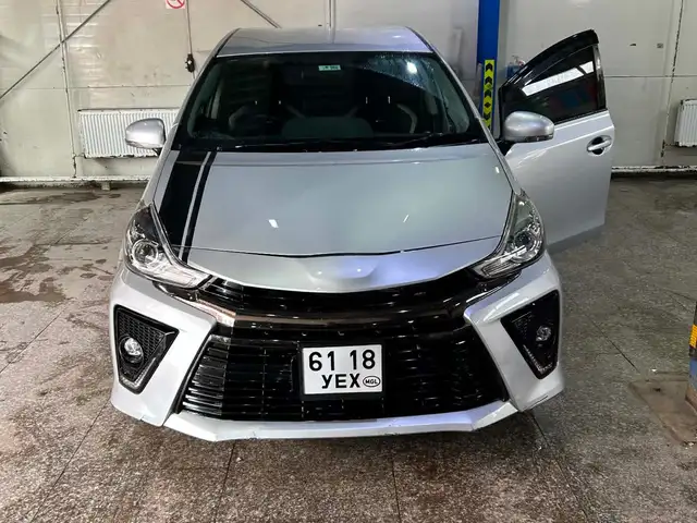 Toyota Prius 41