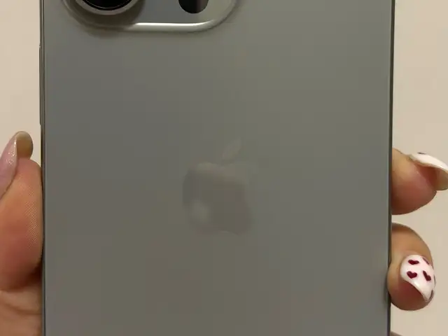 Apple iPhone 15 Pro Max, 256 gb, Natural Titanium, Улаанбаатар — Баянгол — Баруун 4 зам