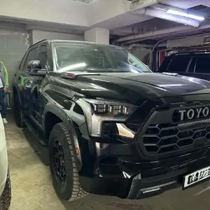 Toyota Sequoia